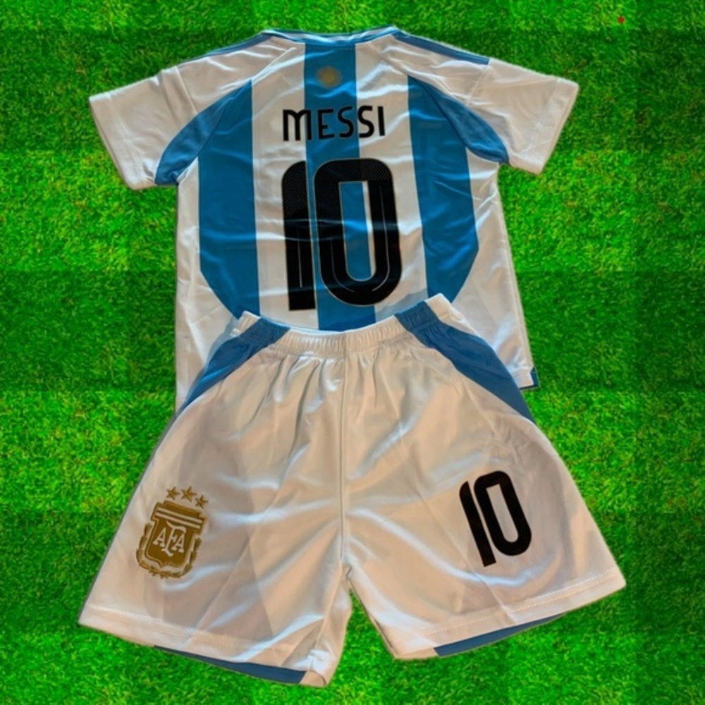 Lionel Messi Kids Jersey Size Medium Youth Size 26 White on White NWT